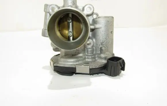 Opel Mokka Electric throttle body valve 55565489