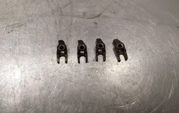 Peugeot Partner Fuel Injector clamp holder 