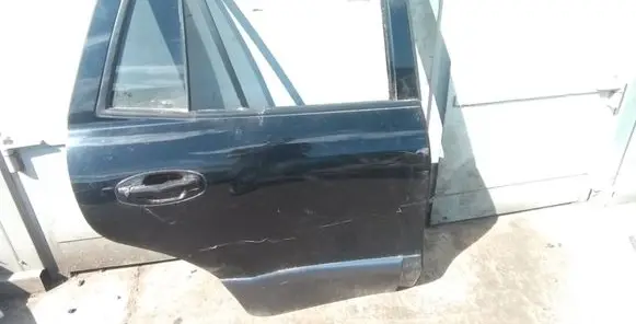 Hyundai Santa Fe Rear door