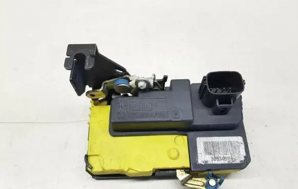 Volvo XC90 Front door lock 30634615 nr5688