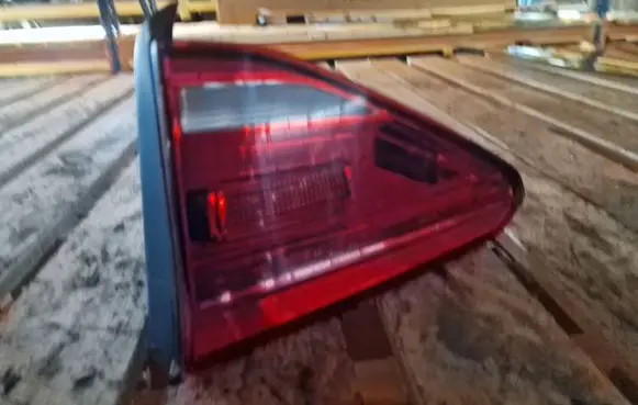 Volkswagen Touran III Tailgate rear/tail lights