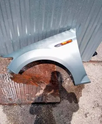 Ford Mondeo MK IV Fender 