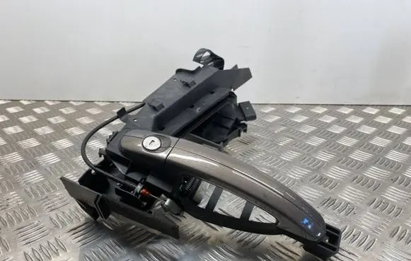 Ford C-MAX II Front door lock AM51U219A65AG AM5AU21813AC