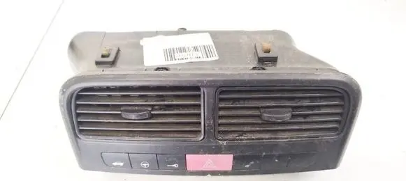 Fiat Punto (188) Dash center air vent grill B365