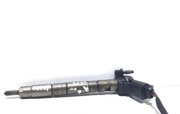Audi A6 S6 C6 4F Fuel injector