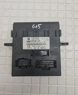 Audi Q3 8U Comfort/convenience module 4F0907279 F005V00789 4F0910279N