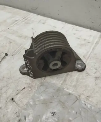 Mini One - Cooper R50 - 53 Engine mount bracket 12628710 326A92 6756405