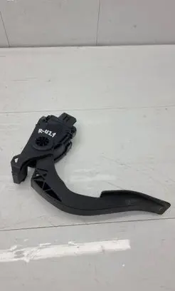 Audi A6 S6 C7 4G Accelerator throttle pedal 8K1723523