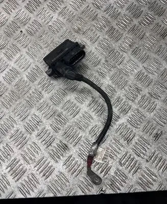 BMW X1 E84 Glow plug pre-heat relay 779800007 0005074131 0522120102