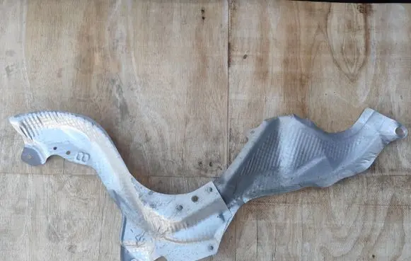 Toyota Yaris Exhaust heat shield 