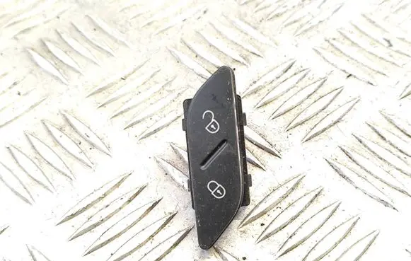 Volkswagen Golf VI Central locking switch button 5K0962125 120902S