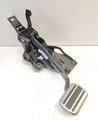 Citroen DS7 Crossback Brake pedal 9807994580
