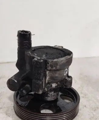 Renault Trafic I Power steering pump 26081335