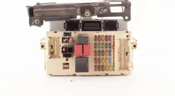 Alfa Romeo 147 Fuse module 60684629 50120181002 418EBPE5E