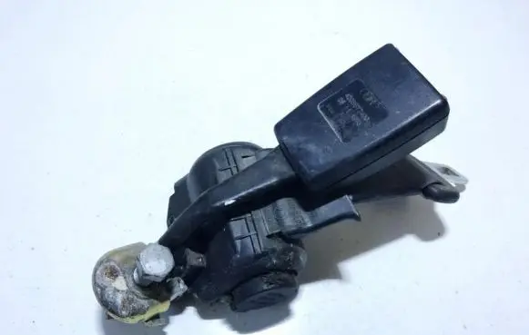 Audi A8 S8 D2 4D Middle seatbelt (rear) 4a0857713n 0424014