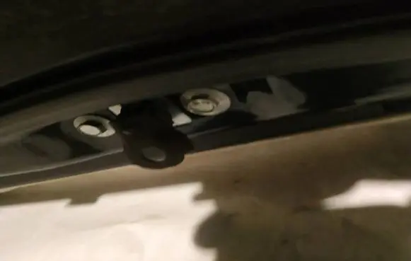 Honda FR-V Rear door check strap stopper