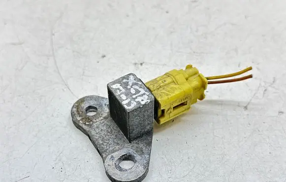 Nissan X-Trail T31 Airbag deployment crash/impact sensor FCEN0099142033