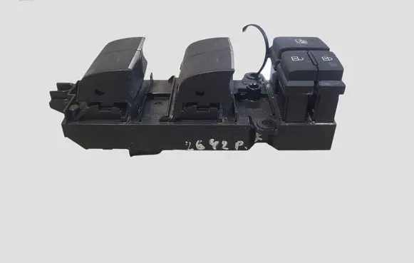 Toyota RAV 4 (XA50) Electric window control switch 8404042130 31222A005315