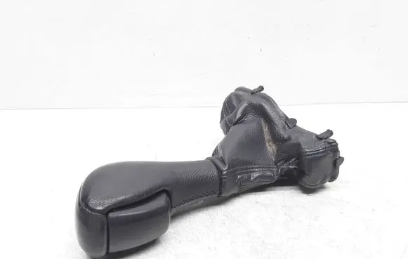 Volvo XC90 Gear lever shifter trim leather/knob 