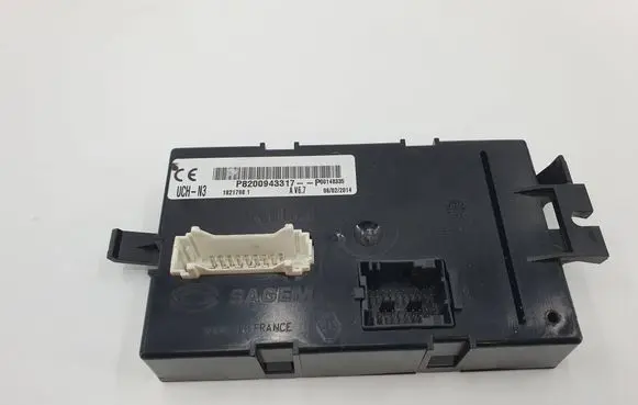 Renault Trafic II (X83) Comfort/convenience module 8200943317 P8200943317