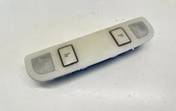 Audi A6 S6 C6 4F Rear seat light 4F0947111