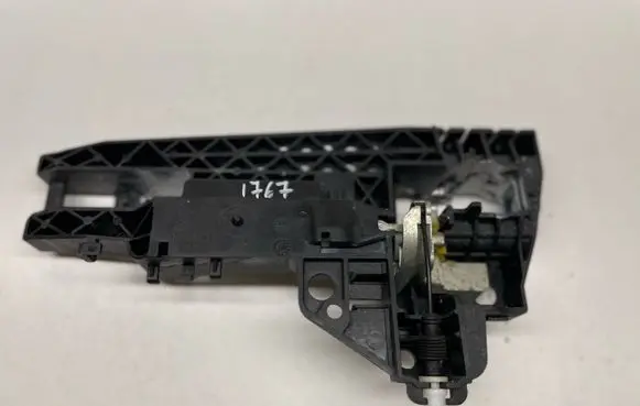 Audi Q5 SQ5 Front door exterior handle/bracket 8T0837886 8T0837886A