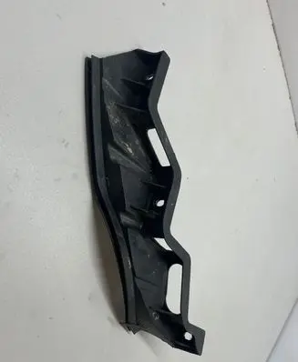 Audi A6 S6 C6 4F Front bumper mounting bracket 3C0807890