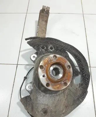 BMW X5 F15 Front wheel hub NOCODE