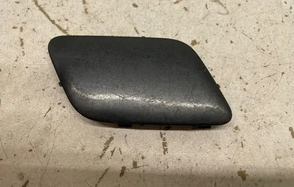 BMW 3 E92 E93 Front tow hook cap/cover 8041202 51118041202