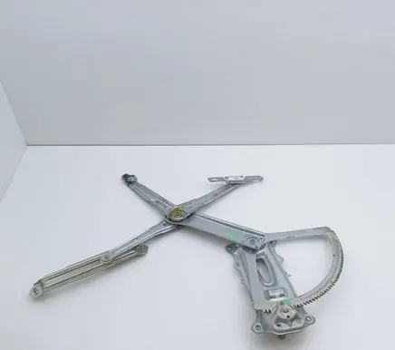 Opel Corsa C Front door manual window regulator 09113360