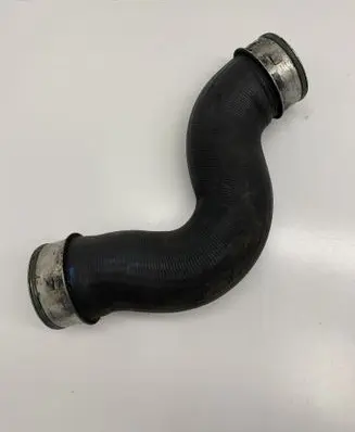 Volkswagen Golf V Intercooler hose/pipe 1K0145832E