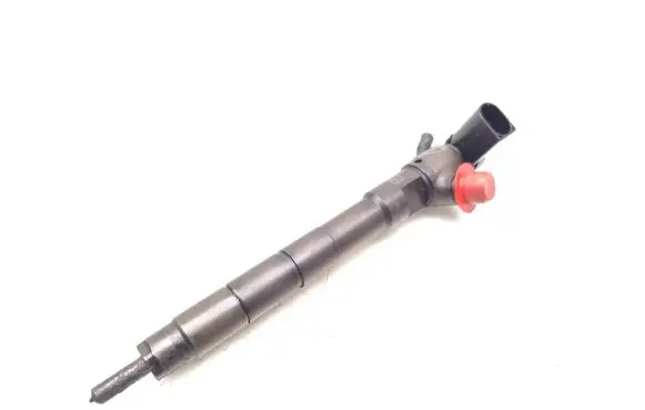 Volkswagen Golf Cross Fuel injector 04L130277D 28370681
