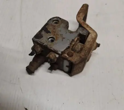 Renault Kangoo I Brake power pressure regulator 5016