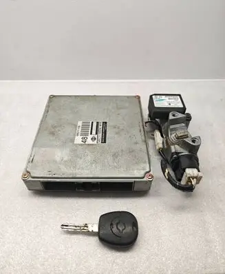 Nissan Primera Engine ECU kit and lock set MEC11100 28590C9918