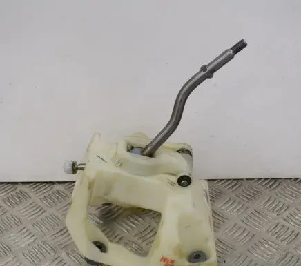Hyundai i10 Gear shifter/selector 437000XXXX
