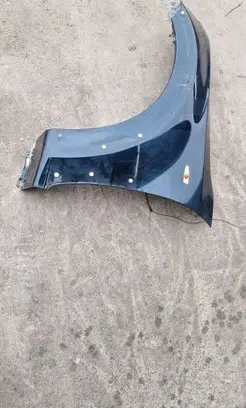 Mitsubishi Pajero Fender