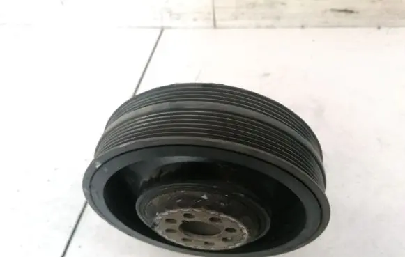 Audi A4 S4 B6 8E 8H Crankshaft pulley