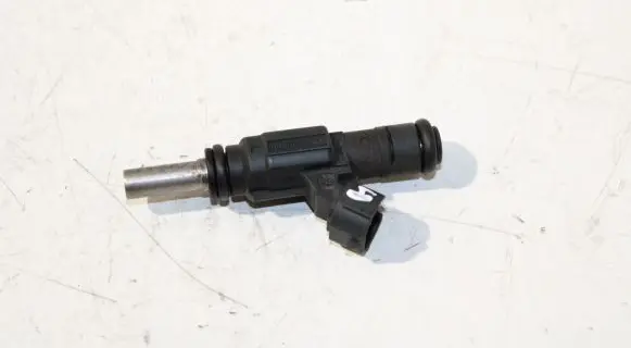 Volkswagen Sharan Fuel injector 06A906031AE 0280157006