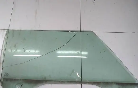 Mini One - Cooper R50 - 53 Front door window glass four-door AS2