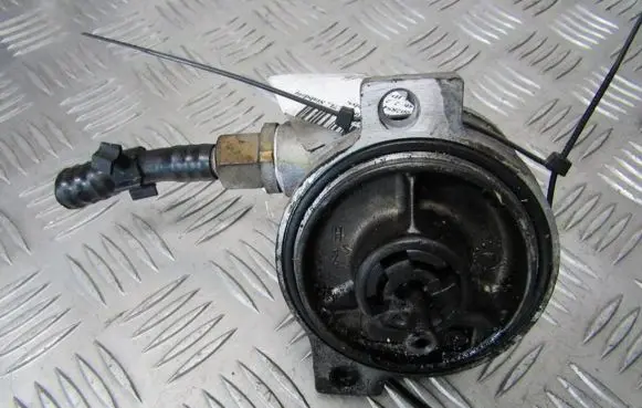 Opel Astra F Vacuum pump 90285416 0252738