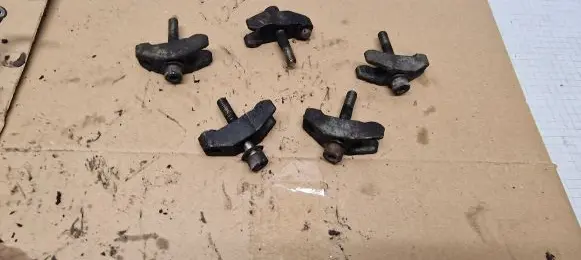 Volkswagen Transporter - Caravelle T4 Fuel Injector clamp holder