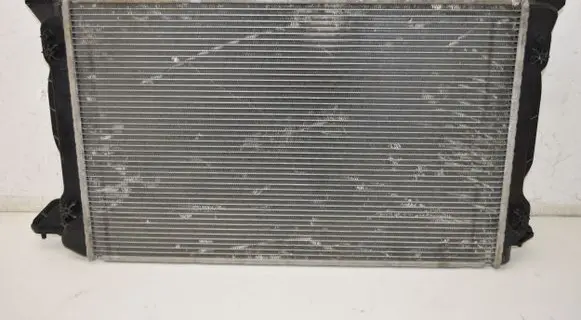 Audi A4 S4 B6 8E 8H Coolant radiator