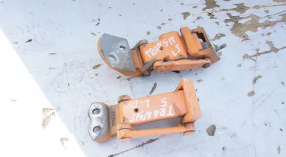 Ford Transit Loading door hinge set 