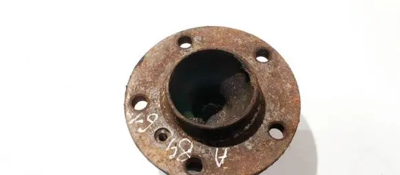 BMW 5 GT F07 Front wheel hub