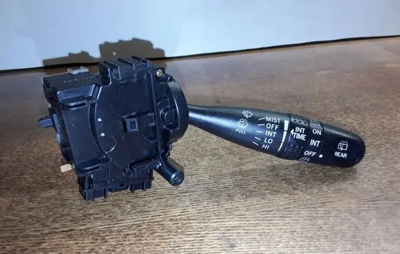 Toyota Corolla E120 E130 Wiper control stalk 02290173738
