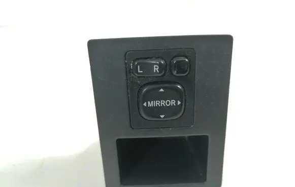 Toyota RAV 4 (XA30) Wing mirror switch 5892542020