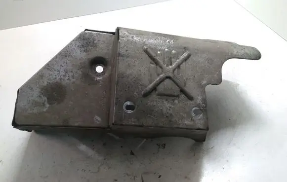 Ford Mondeo Mk III Heat shield in engine bay 1S7Q9A397BB
