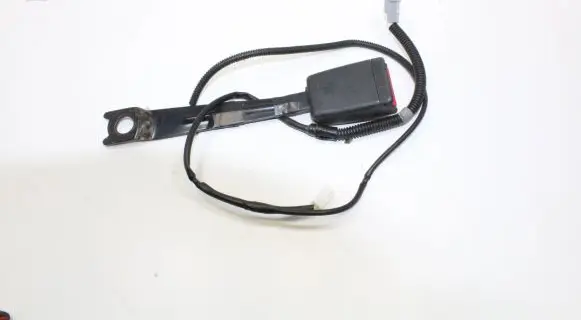 Toyota Auris 150 Front seatbelt buckle
