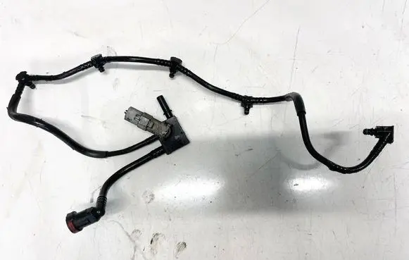 Mitsubishi Space Star Fuel line pipe 