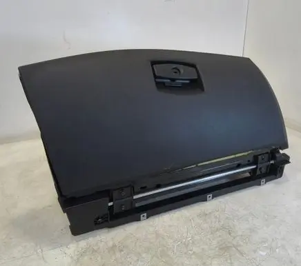 BMW 5 E60 E61 Glove box 7034080